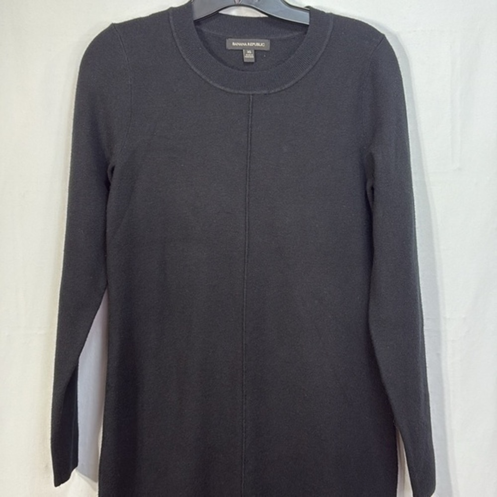🪽 banana republic black, long sleeve serene sweater dress